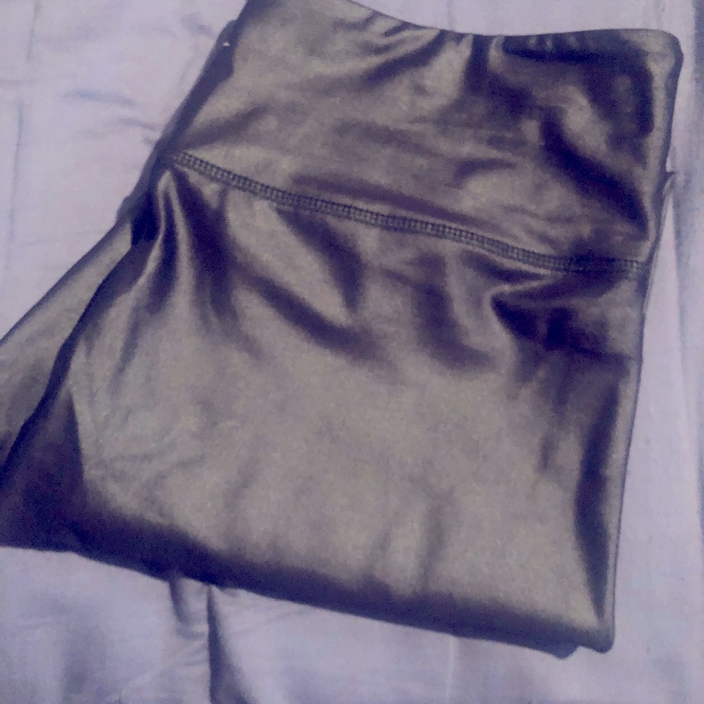 ZYIA..Metallics